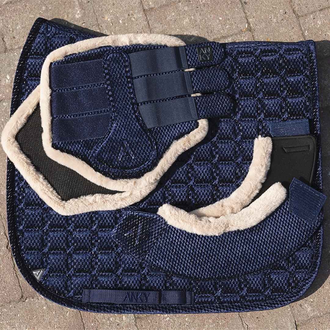 Dresurna podsedlica Anky Check Velvet